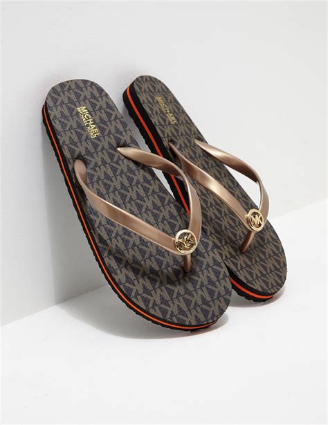 michael kors flip flops